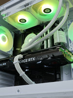 Titan Glass (Ryzen 7 7800X3D/RTX 5070)