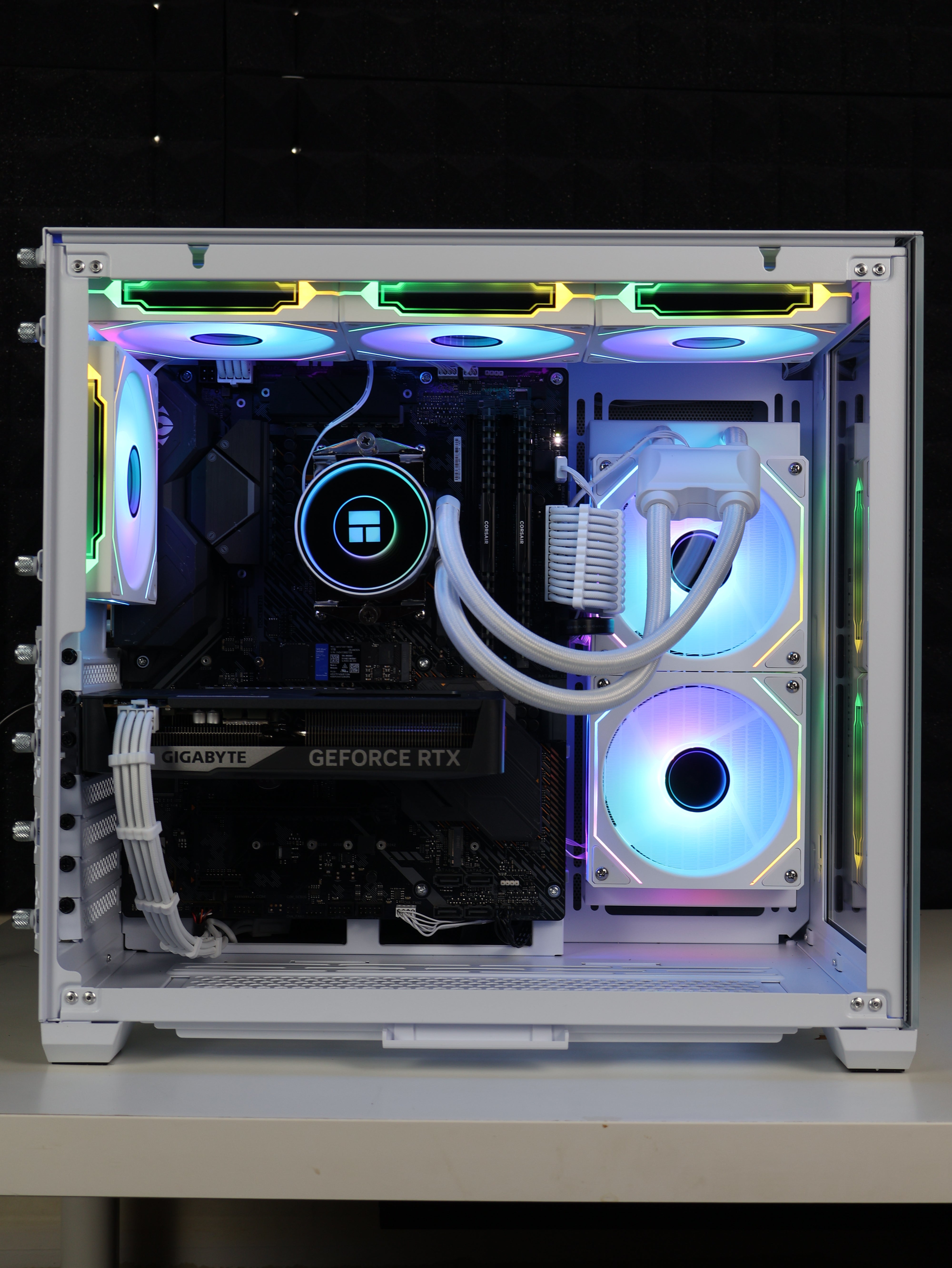 Tracer | Ryzen 7 5800XT/RTX 5060 8GB Gaming PC