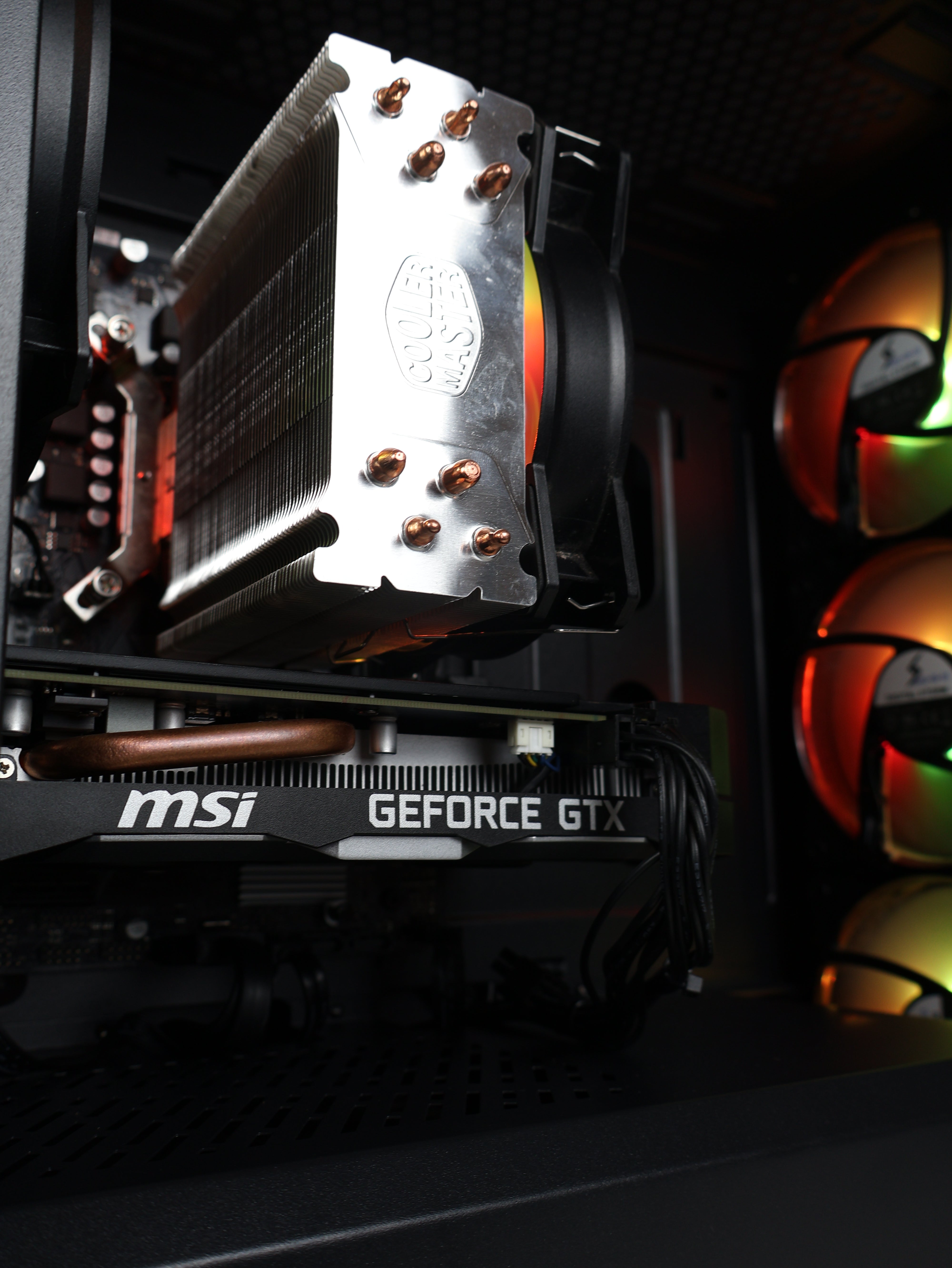 Trenn | i7 9700F/GTX 1660 6GB Gaming PC