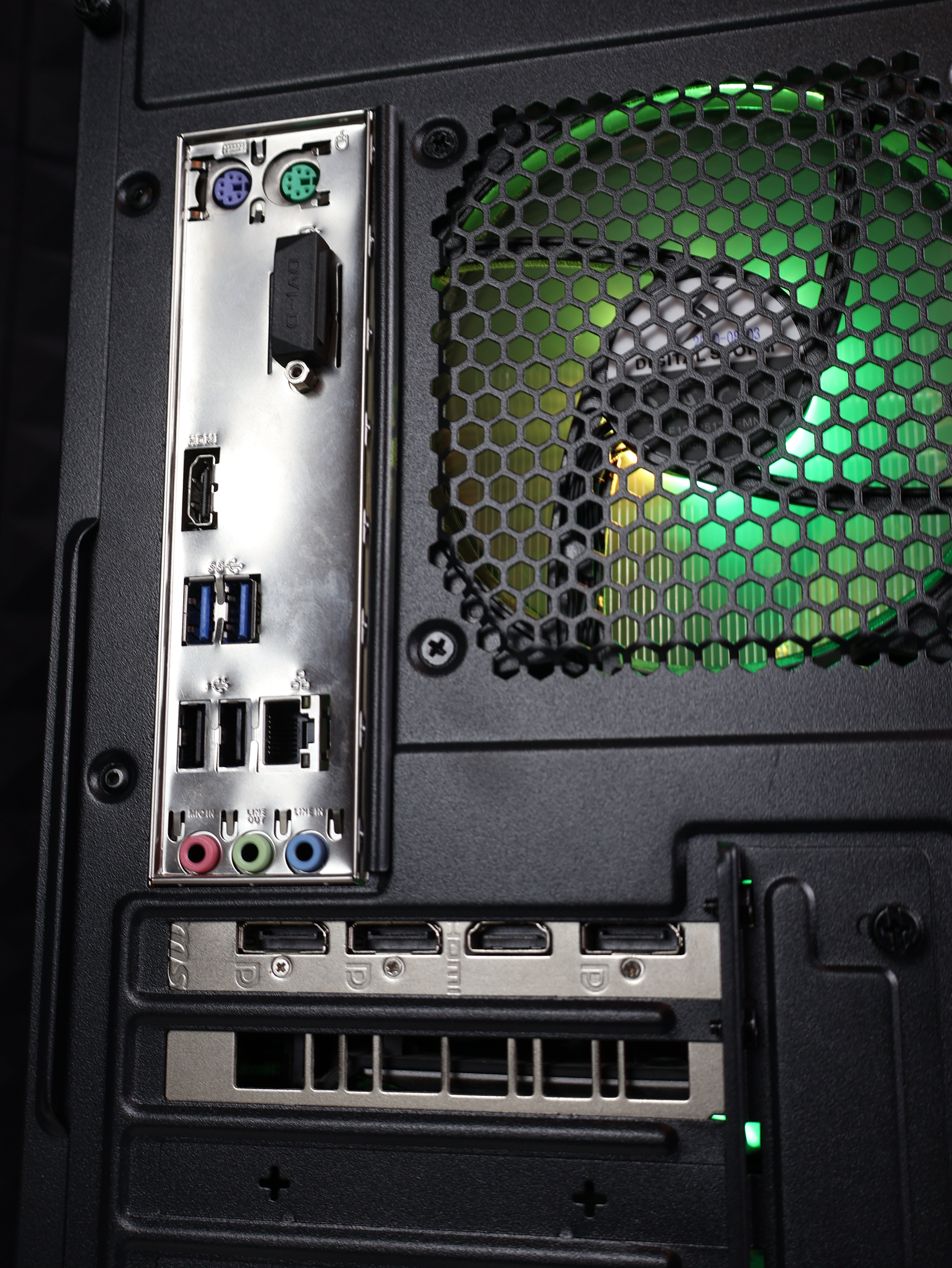 Trenn | i7 9700F/GTX 1660 6GB Gaming PC