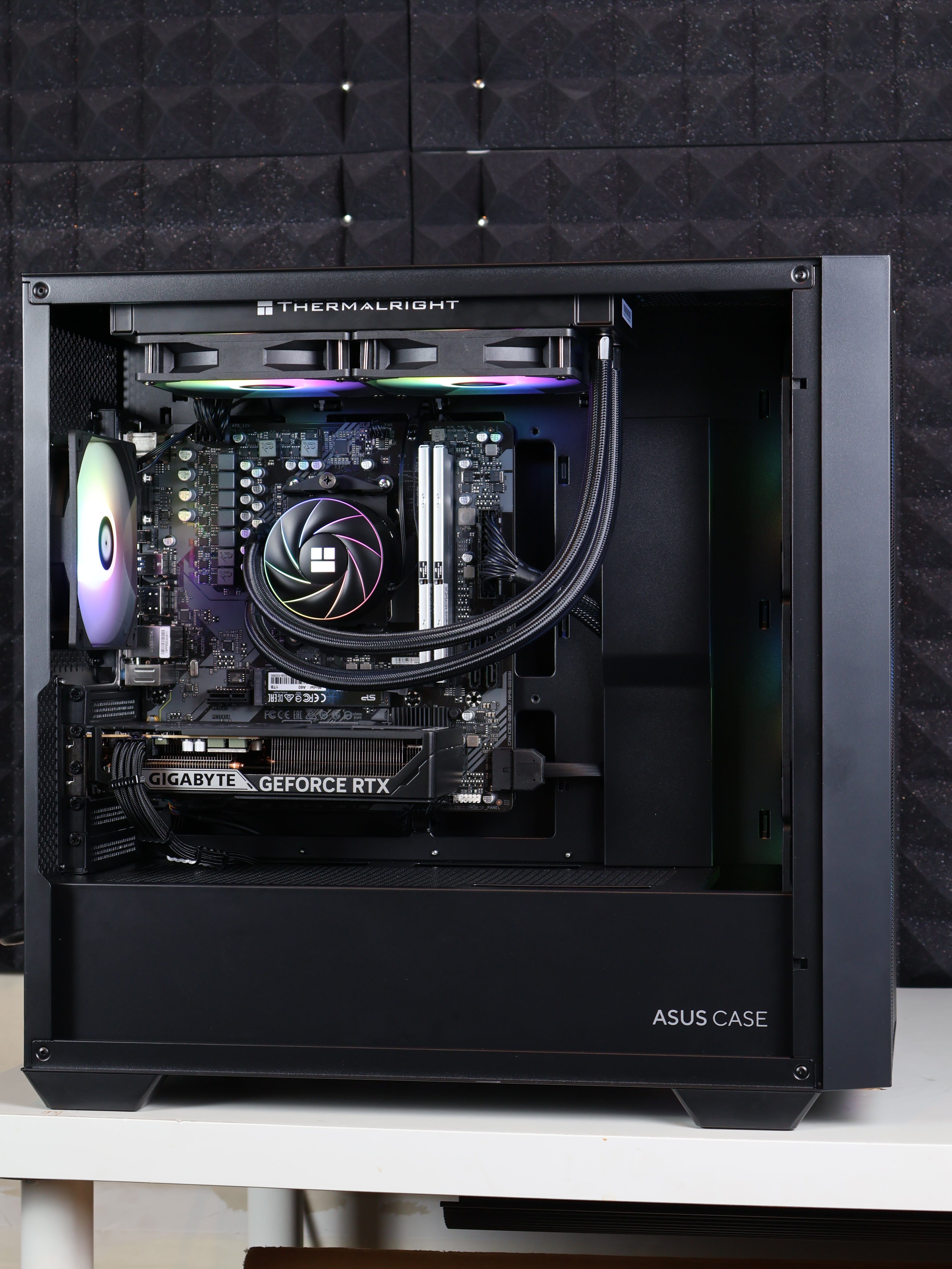 TSR | Ryzen 5 7600X/RTX 5060 8 GB Gaming PC