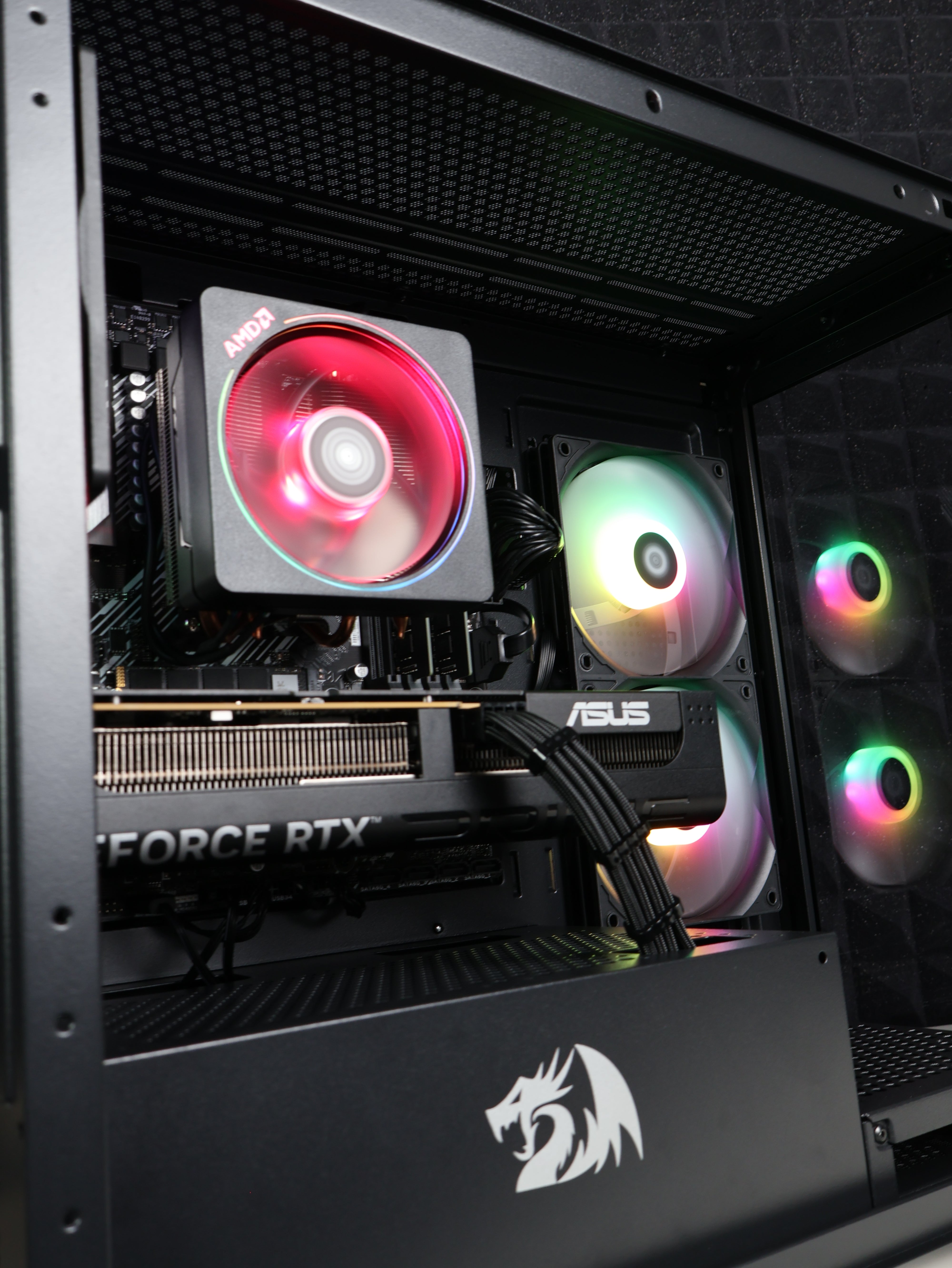 Tensor | Ryzen 5 5500/RTX 5060 8 GB Gaming PC