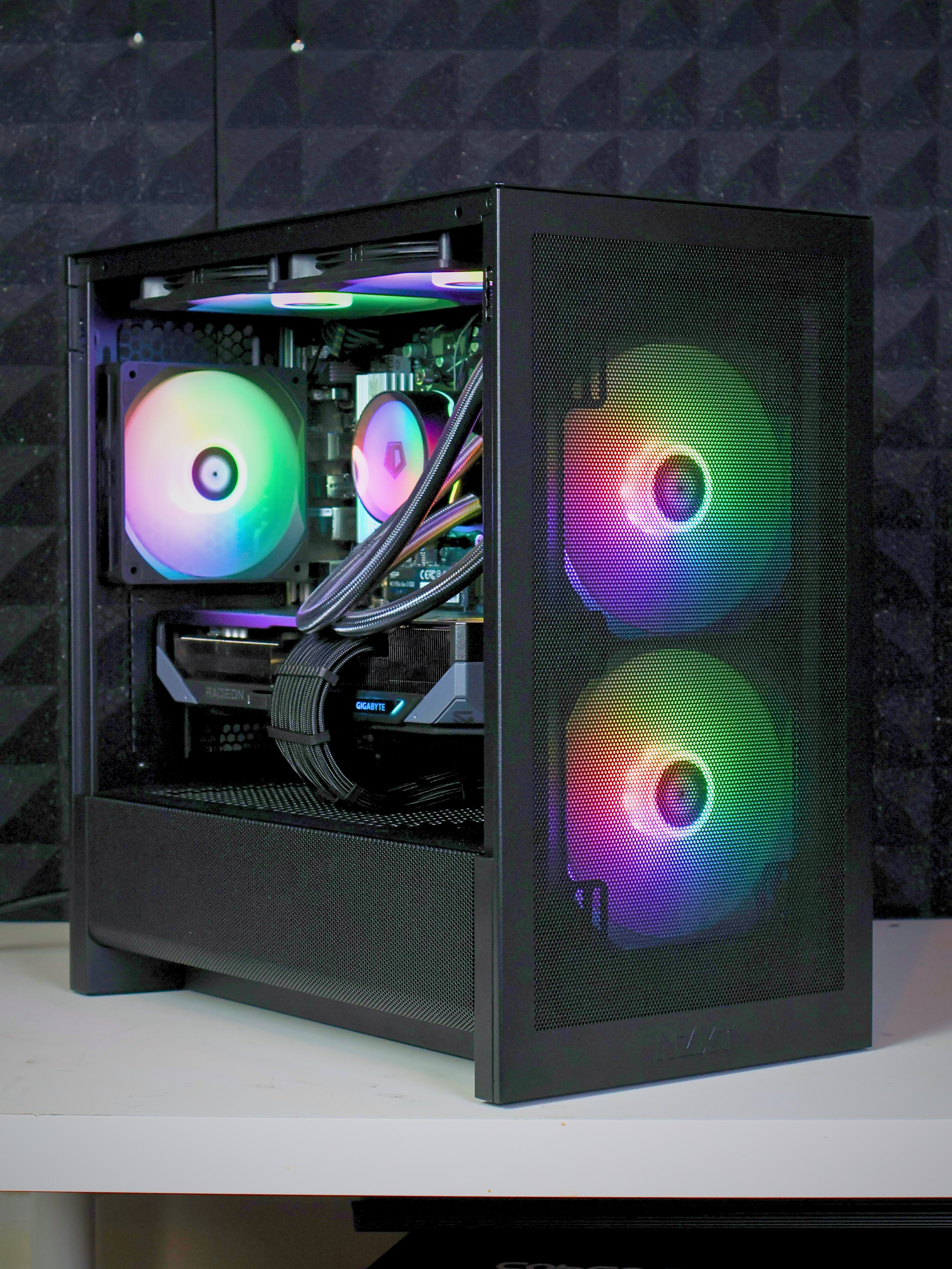 Talos | Ryzen 7 7700X/RX 9070XT 16GB Gaming PC